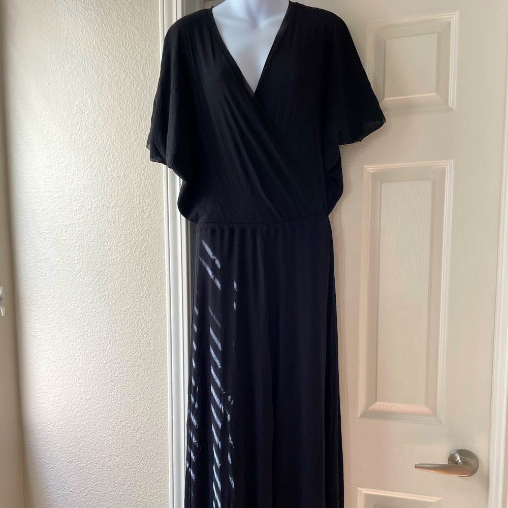 Black V neck Jumpsuit